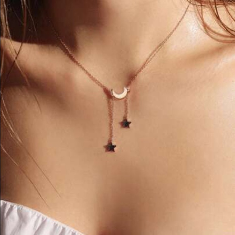 💖brand new moon necklace💖